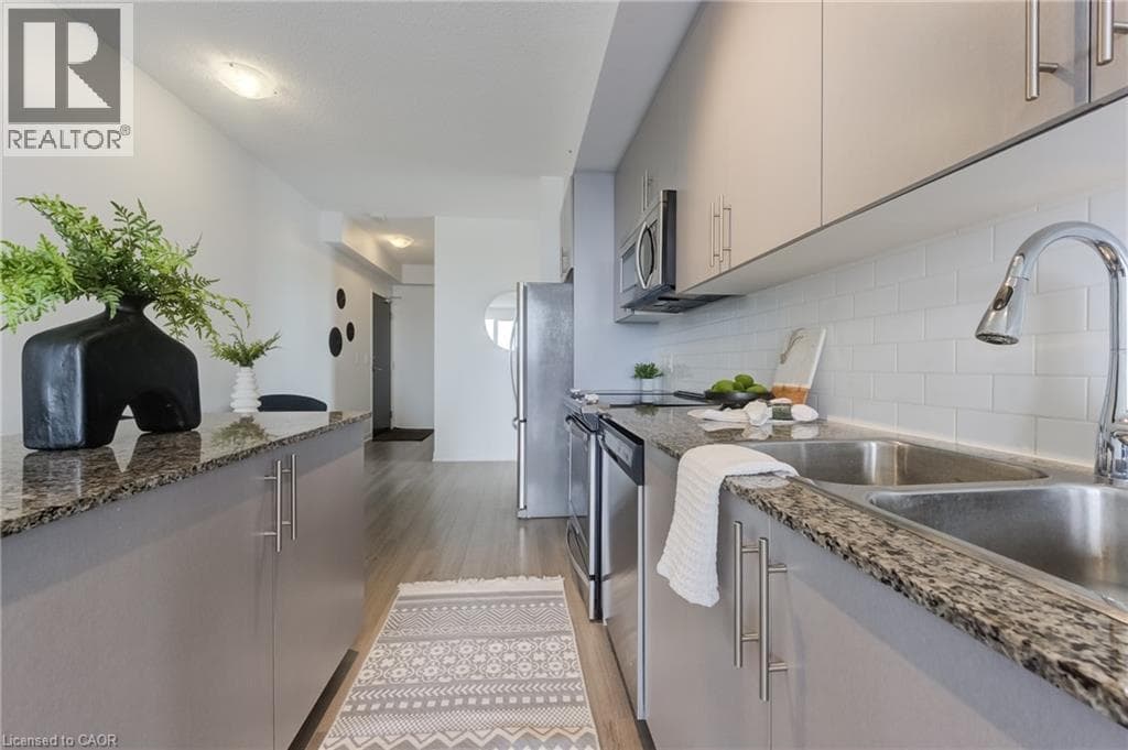 Apartment for sale at 85 DUKE Street W Unit# 1404, Downtown Kitchener, Kitchener, Ontario, photo 15