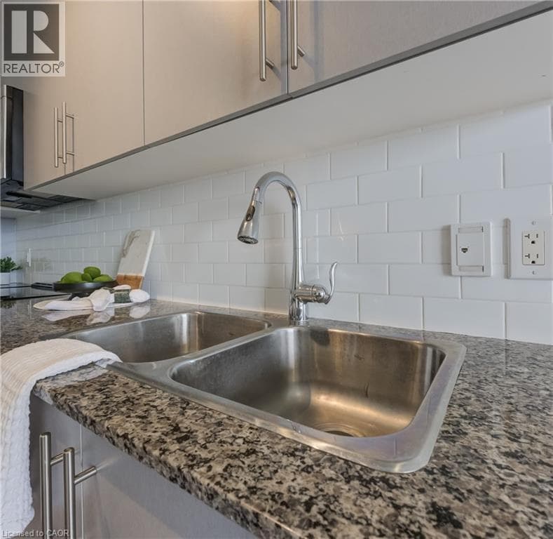 Apartment for sale at 85 DUKE Street W Unit# 1404, Downtown Kitchener, Kitchener, Ontario, photo 19