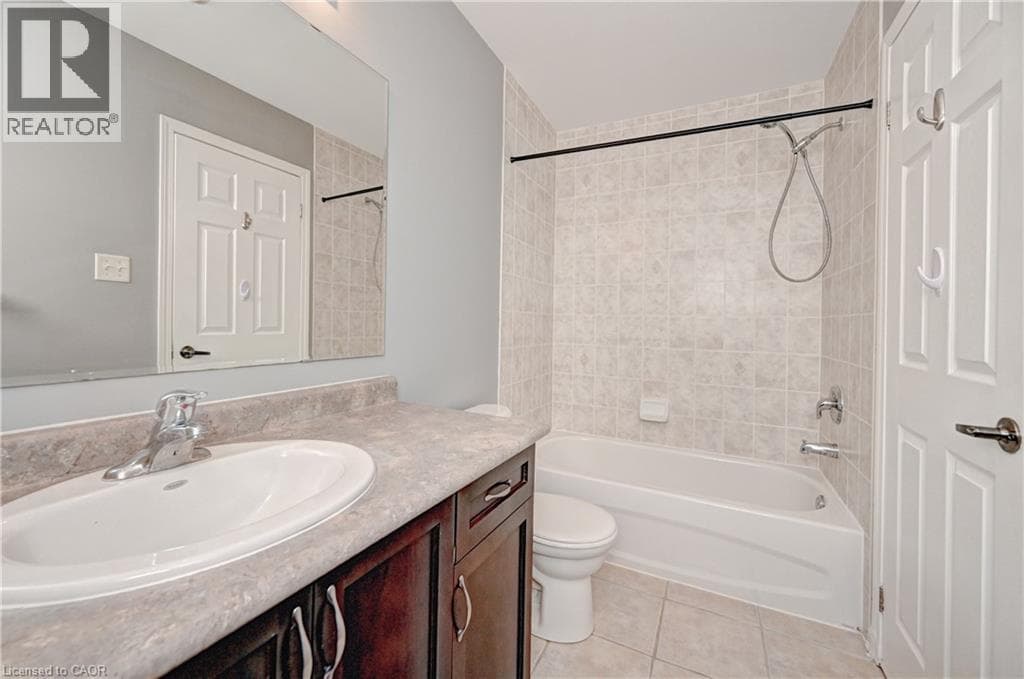 Townhouse for sale at 103 BLACKBIRD Circle, Silverheights, Cambridge, Ontario, photo 27