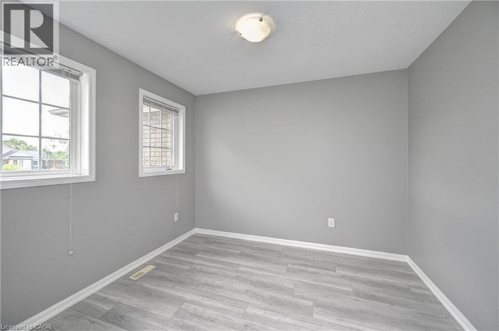Townhouse for sale at 103 BLACKBIRD Circle, Silverheights, Cambridge, Ontario, photo 32