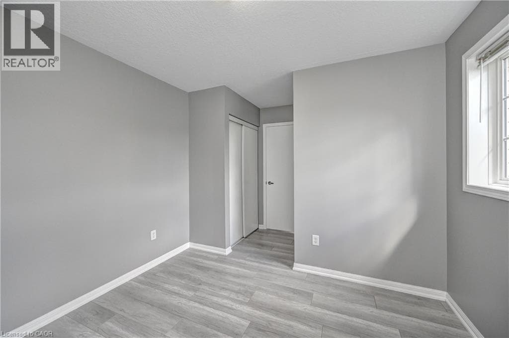 Townhouse for sale at 103 BLACKBIRD Circle, Silverheights, Cambridge, Ontario, photo 33
