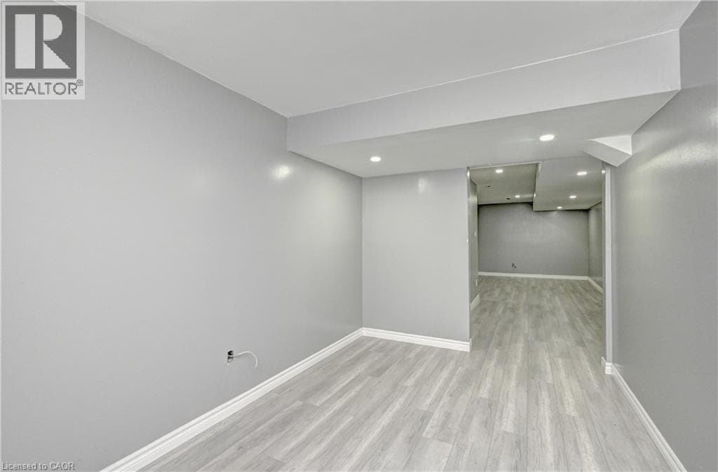 Townhouse for sale at 103 BLACKBIRD Circle, Silverheights, Cambridge, Ontario, photo 35
