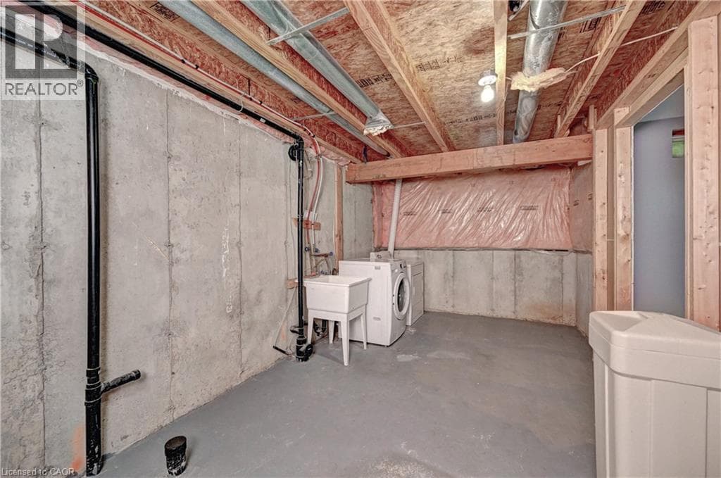 Townhouse for sale at 103 BLACKBIRD Circle, Silverheights, Cambridge, Ontario, photo 38