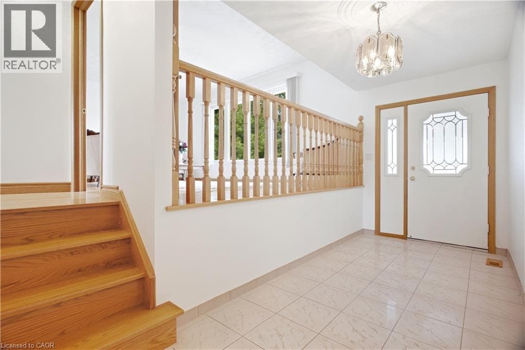 Detached for sale at 93 OLD CHICOPEE Drive, Stanley Park, Kitchener, Ontario, photo 5