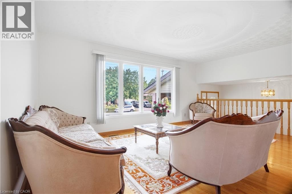 Detached for sale at 93 OLD CHICOPEE Drive, Stanley Park, Kitchener, Ontario, photo 9