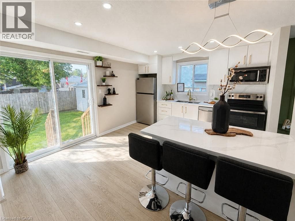 Multi-family for sale at 67 KINZIE Avenue, Chicopee, Kitchener, Ontario, photo 12