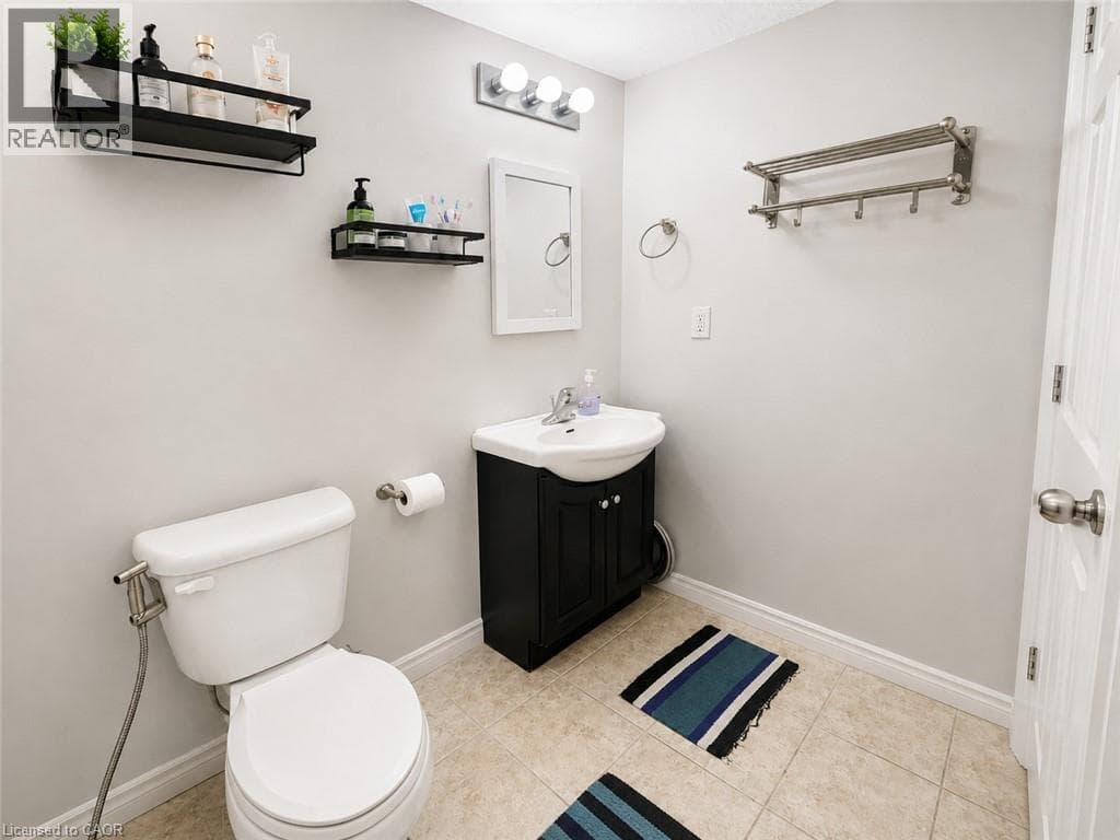 Multi-family for sale at 67 KINZIE Avenue, Chicopee, Kitchener, Ontario, photo 38