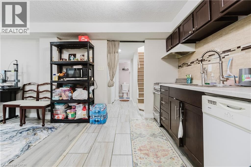 Multi-family for sale at 67 KINZIE Avenue, Chicopee, Kitchener, Ontario, photo 37