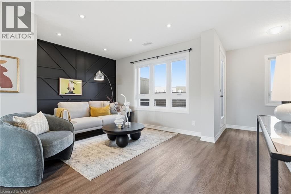 Townhouse for sale at 235 CHAPEL HILL Drive Unit# 31, Doon South, Kitchener, Ontario, photo 2