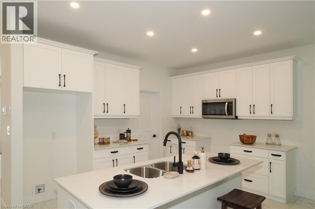 Detached for sale at 217 JEFFREY Place, Country Hills East, Kitchener, Ontario, photo 12