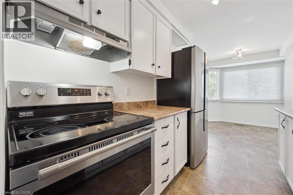 Townhouse for sale at 750 ERINBROOK Drive Unit# 2, Country Hills West, Kitchener, Ontario, photo 10