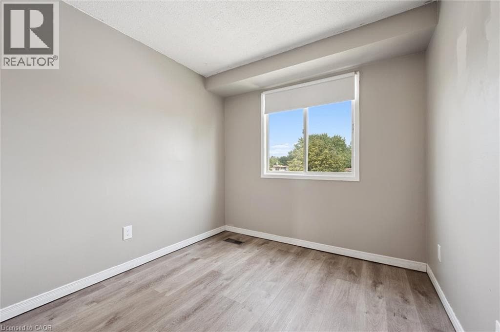 Townhouse for sale at 750 ERINBROOK Drive Unit# 2, Country Hills West, Kitchener, Ontario, photo 18