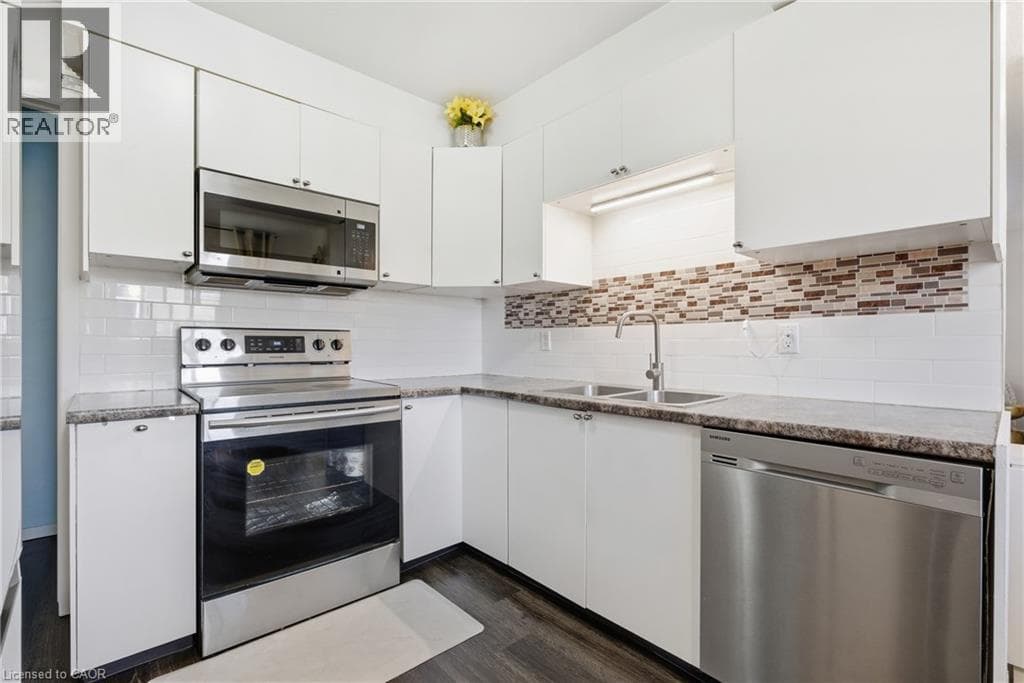 423 WESTWOOD Drive Unit# 43