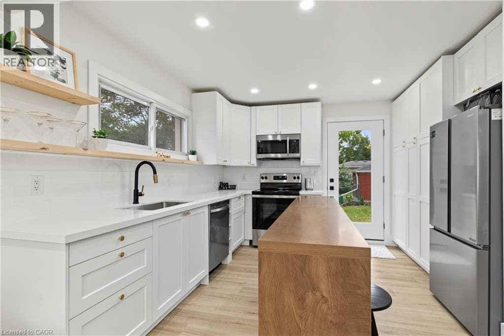 Detached for sale at 223 MARGARET Avenue, Mt. Hope Huron Park, Kitchener, Ontario, photo 11