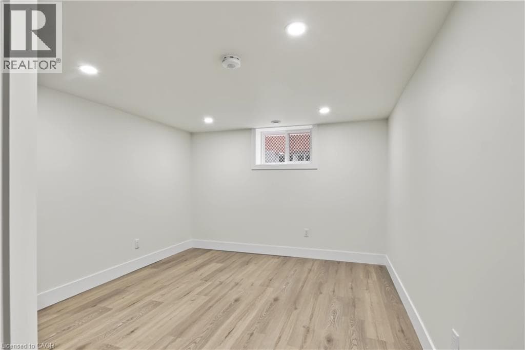 Detached for sale at 223 MARGARET Avenue, Mt. Hope Huron Park, Kitchener, Ontario, photo 23
