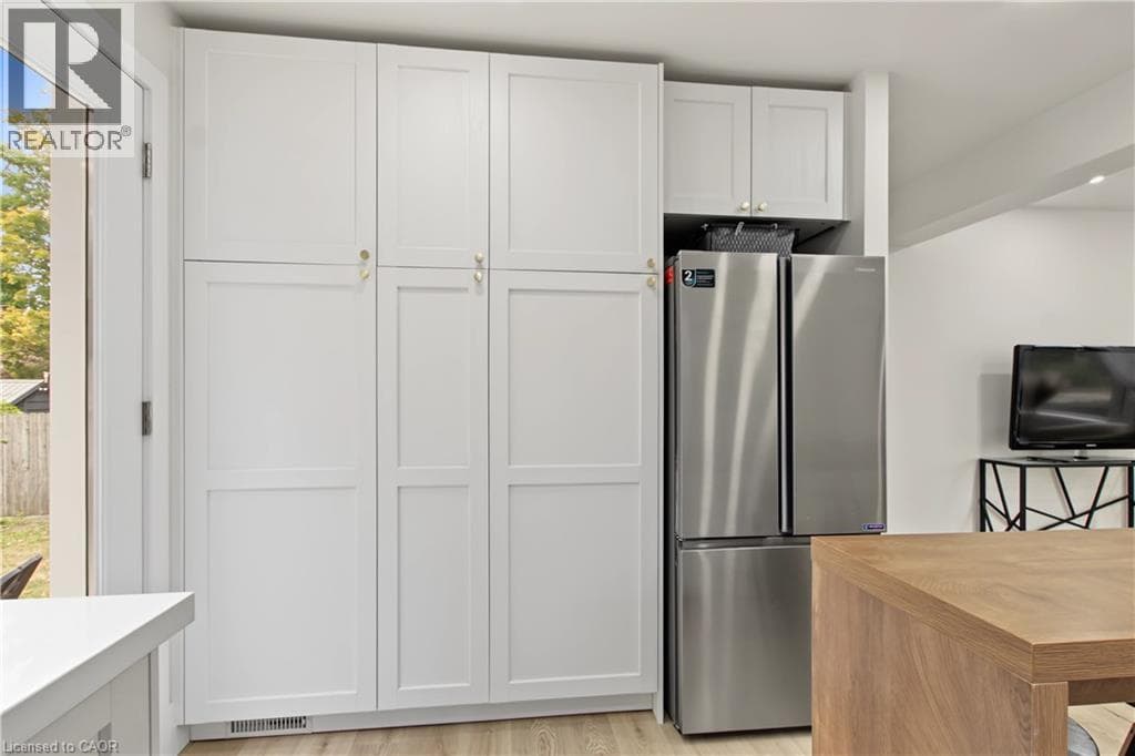 Detached for sale at 223 MARGARET Avenue, Mt. Hope Huron Park, Kitchener, Ontario, photo 9