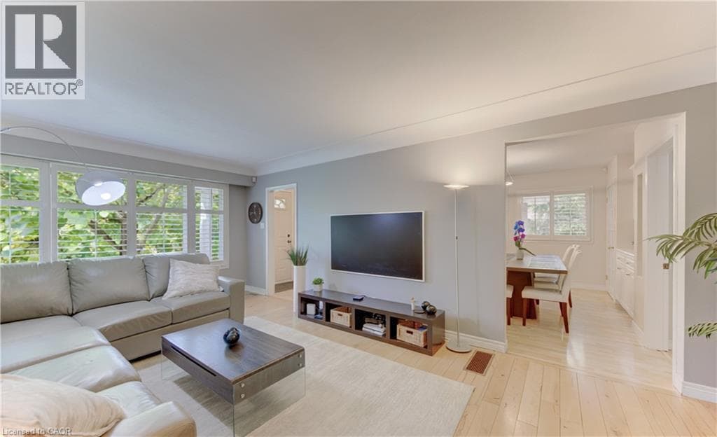 Detached for sale at 71 PINECREST Drive, Stanley Park, Kitchener, Ontario, photo 8
