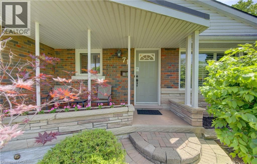 Detached for sale at 71 PINECREST Drive, Stanley Park, Kitchener, Ontario, photo 4