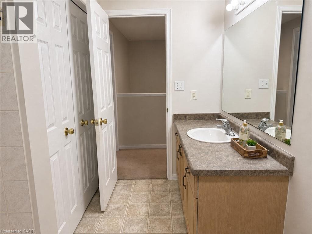 Townhouse for sale at 974 CREEKSIDE Drive, Laurel Creek, Waterloo, Ontario, photo 15