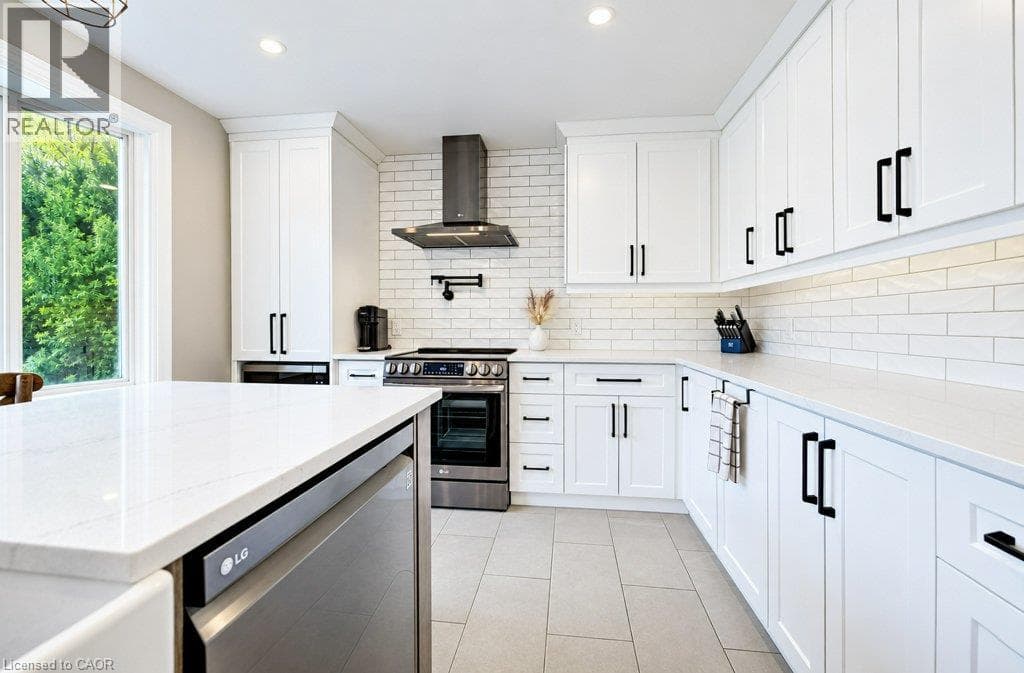 Detached for sale at 37 MARGARET Avenue N, Lincoln Heights, Waterloo, Ontario, photo 8