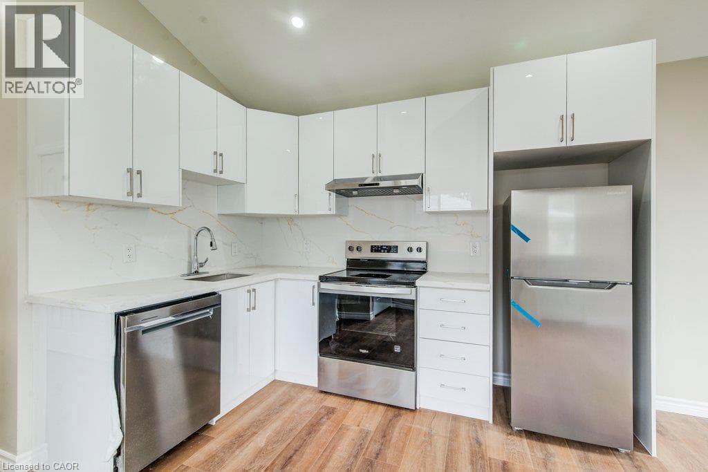 Multi-family for sale at 102 MASSEY Avenue, Vanier, Kitchener, Ontario, photo 32
