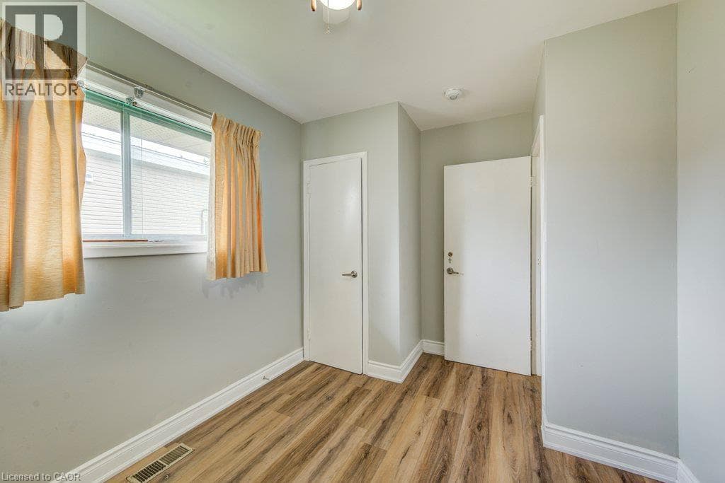 Multi-family for sale at 102 MASSEY Avenue, Vanier, Kitchener, Ontario, photo 13