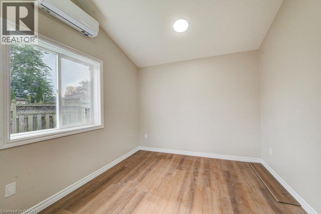 Multi-family for sale at 102 MASSEY Avenue, Vanier, Kitchener, Ontario, photo 36