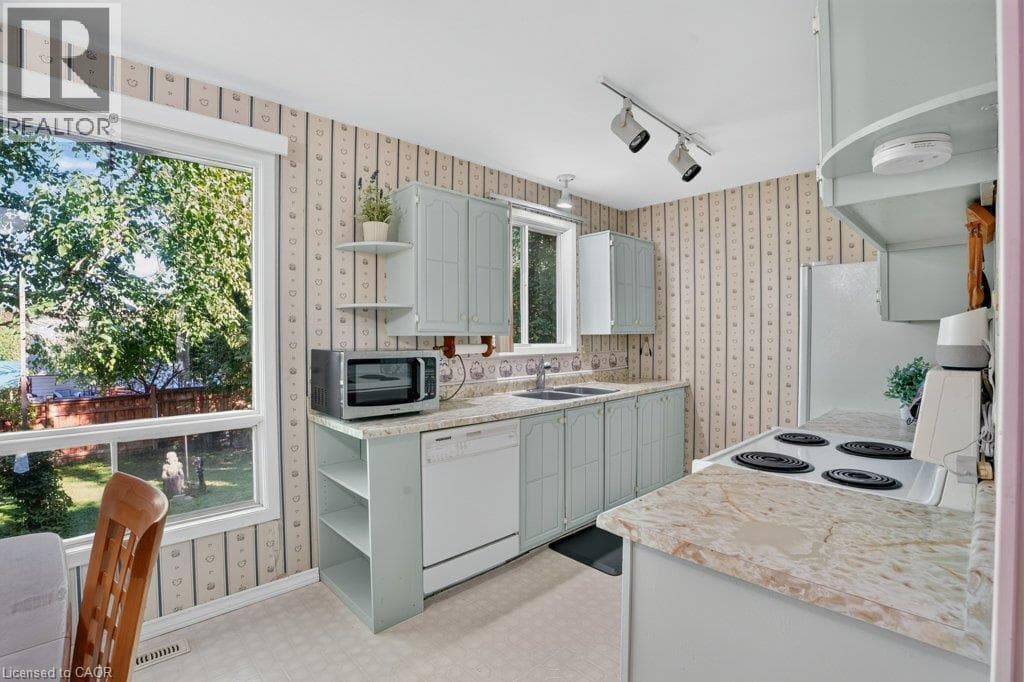 Detached for sale at 34 GLEN PARK Crescent, Forest Heights, Kitchener, Ontario, photo 11