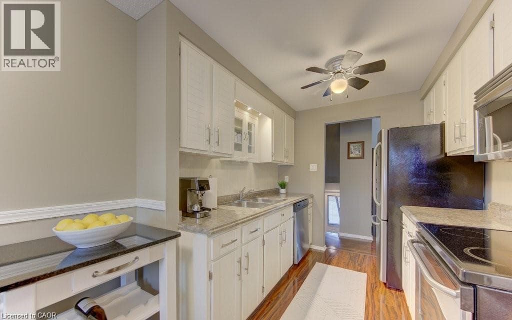 Townhouse for sale at 458 BEECHWOOD Place Unit# 3, Rummelhardt, Waterloo, Ontario, photo 4