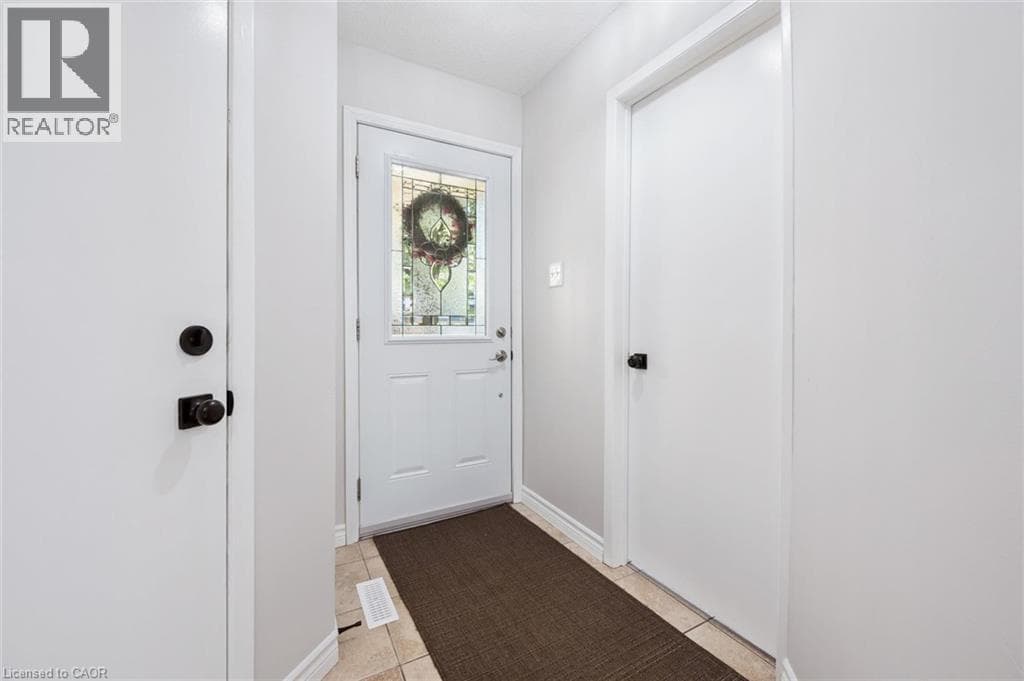 Townhouse for sale at 375 KINGSCOURT Drive Unit# 40, Foxhunt, Waterloo, Ontario, photo 7