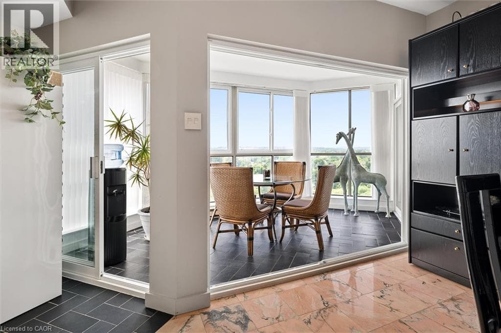 Apartment for sale at 265 WESTCOURT Place Unit# PH9, Northdale, Waterloo, Ontario, photo 28