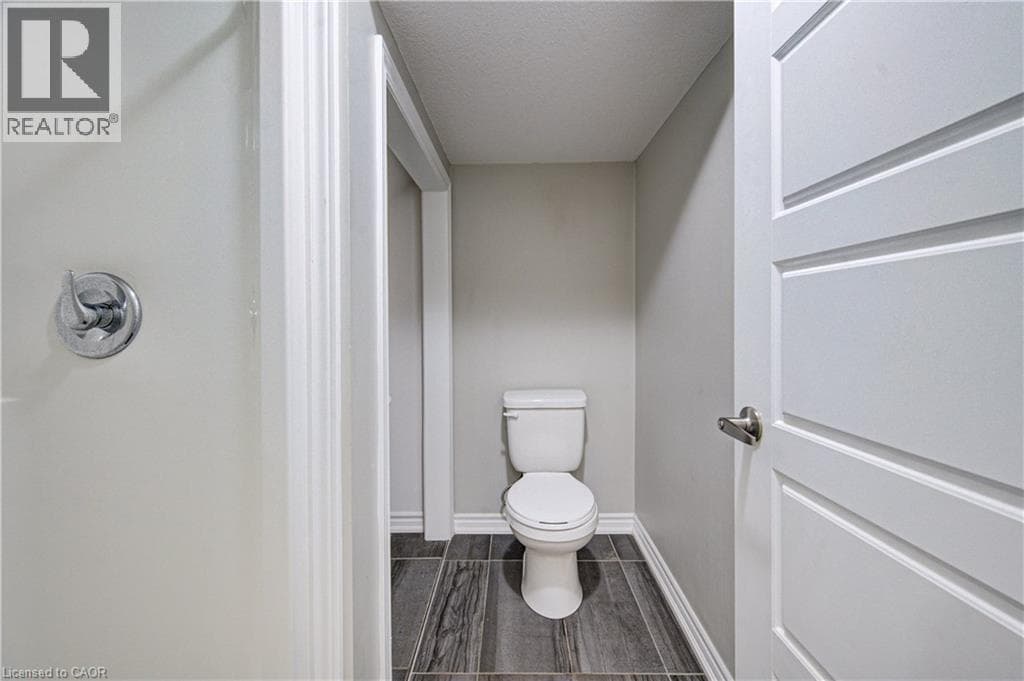 Townhouse for sale at 1430 HIGHLAND Road W Unit# B4, Highland West, Kitchener, Ontario, photo 5