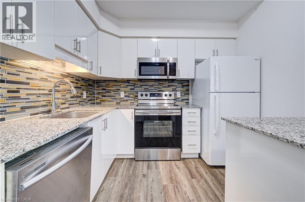 Townhouse for sale at 1430 HIGHLAND Road W Unit# B4, Highland West, Kitchener, Ontario, photo 8