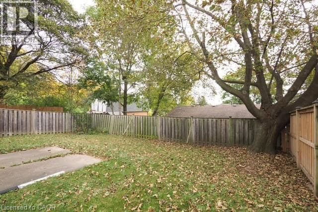 Detached for sale at 90 PEPPERWOOD Crescent, Chicopee, Kitchener, Ontario, photo 5