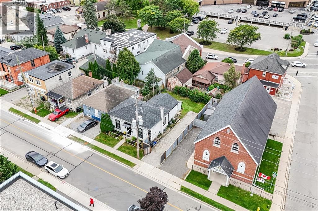 Detached for sale at 28 CAMBRIDGE Street, Downtown Galt, Cambridge, Ontario, photo 6