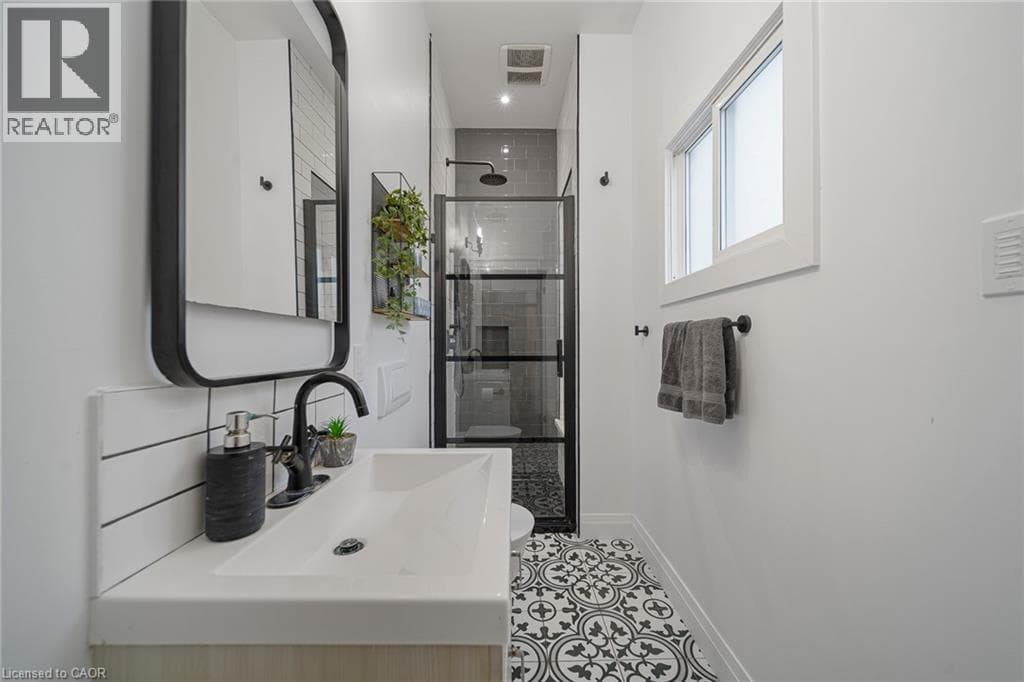 Detached for sale at 28 CAMBRIDGE Street, Downtown Galt, Cambridge, Ontario, photo 28