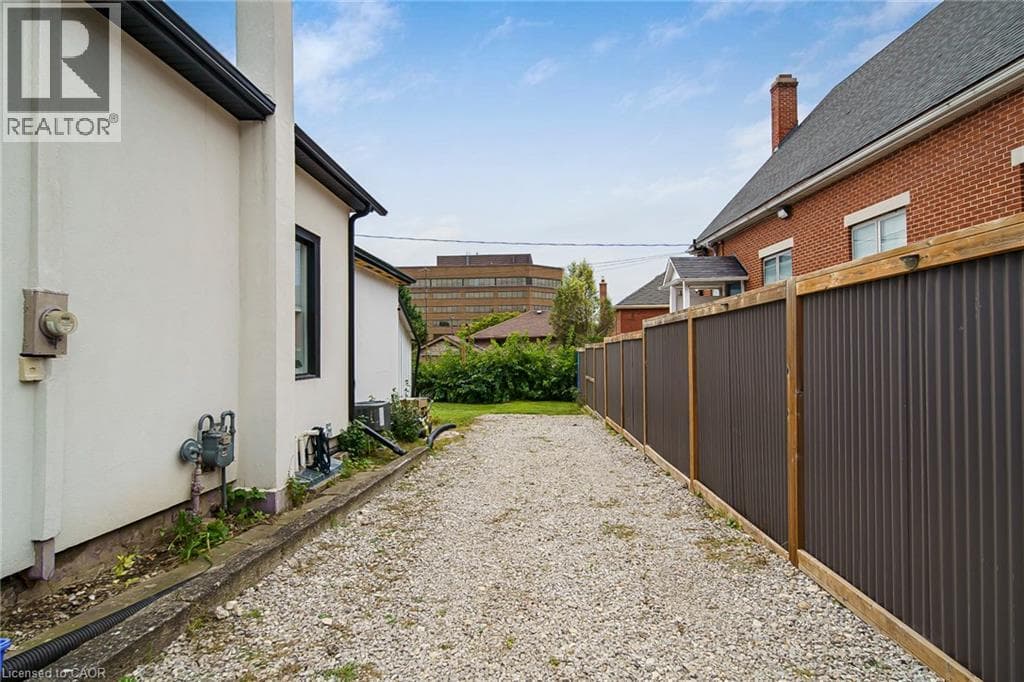 Detached for sale at 28 CAMBRIDGE Street, Downtown Galt, Cambridge, Ontario, photo 39