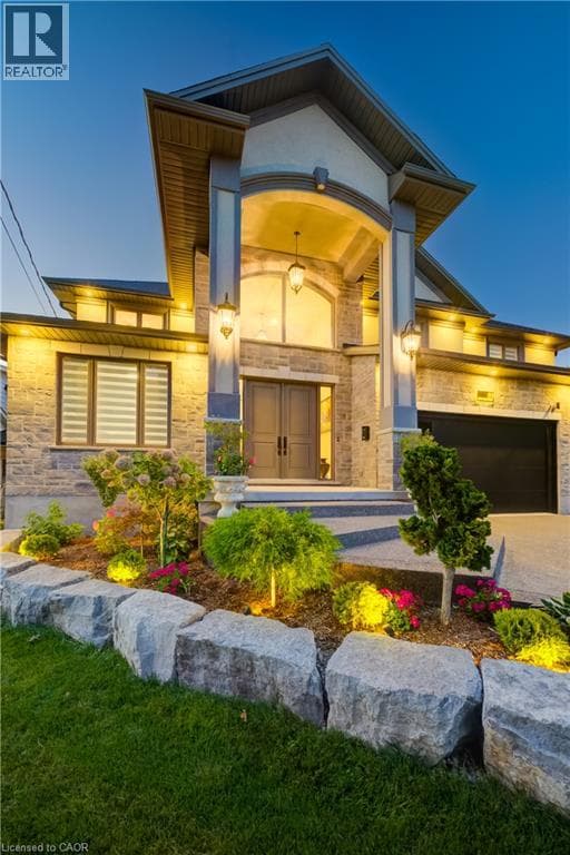 Detached for sale at 61 SCHWEITZER Street, Bridgeport East, Kitchener, Ontario, photo 3