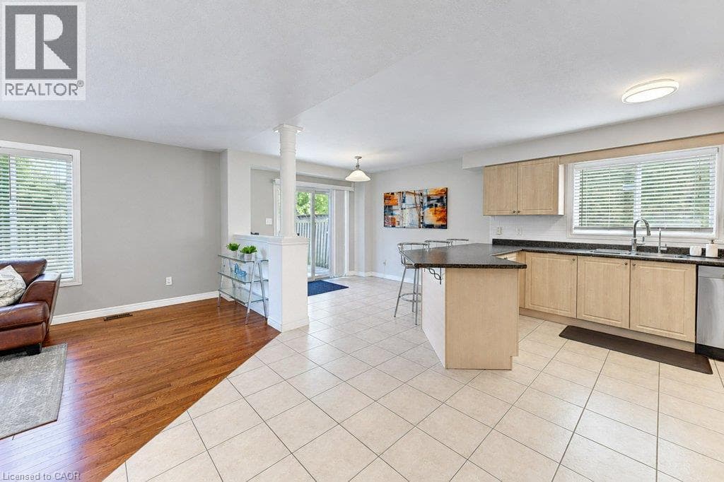 Detached for sale at 88 DECARO Crescent, Hillcrest, Cambridge, Ontario, photo 11