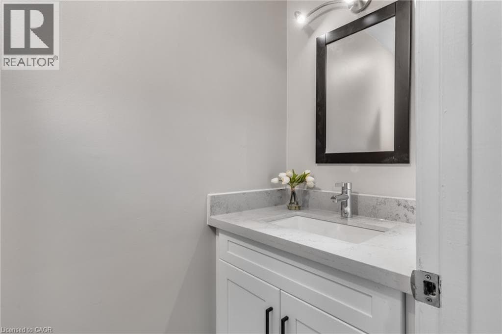 Townhouse for sale at 104 RALGREEN Crescent, Forest Hill, Kitchener, Ontario, photo 14