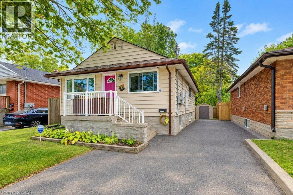 Detached for sale at 174 GLEN Road, St. Marys, Kitchener, Ontario, photo 2