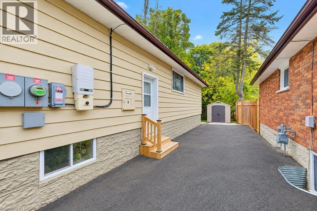 Detached for sale at 174 GLEN Road, St. Marys, Kitchener, Ontario, photo 3