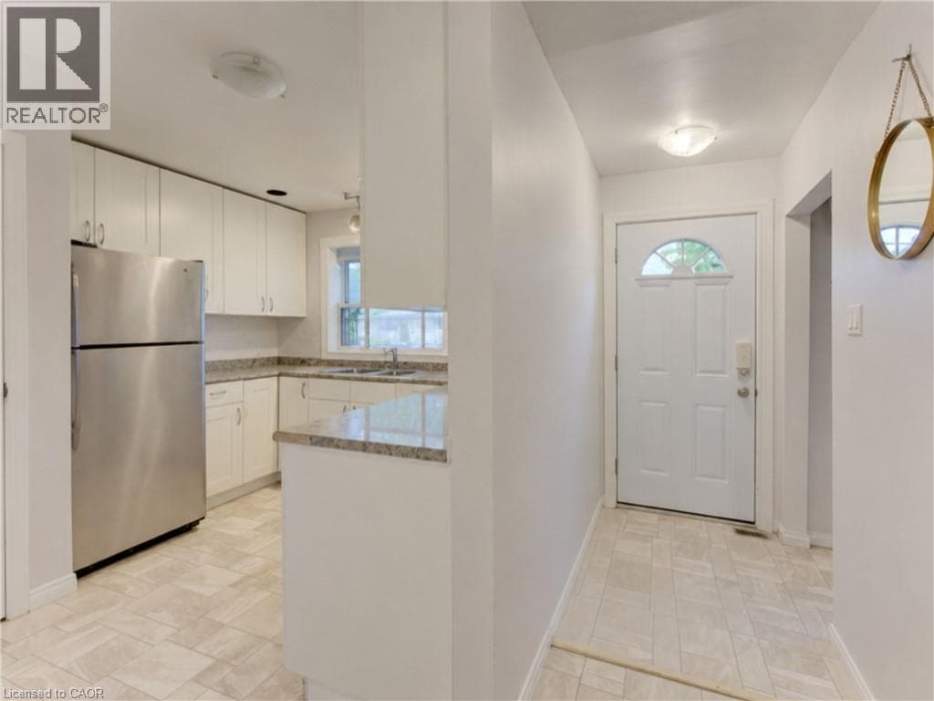 Detached for sale at 174 GLEN Road, St. Marys, Kitchener, Ontario, photo 4