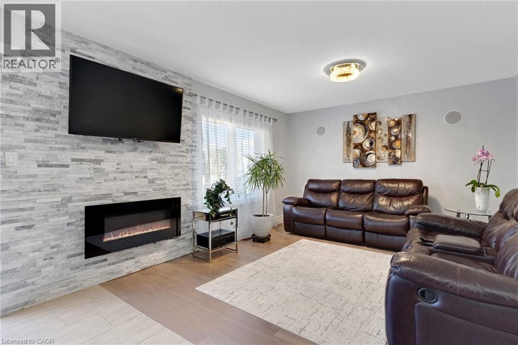 Detached for sale at 343 STEEPLERIDGE Street, Doon South, Kitchener, Ontario, photo 7