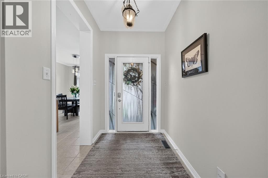 Townhouse for sale at 165 DOON MILLS Drive, Doon South, Kitchener, Ontario, photo 4