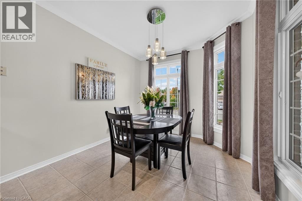 Townhouse for sale at 165 DOON MILLS Drive, Doon South, Kitchener, Ontario, photo 9