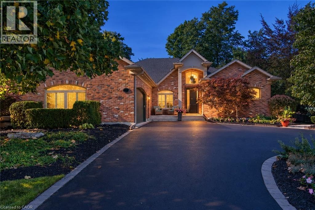 Detached for sale at 504 PLEASANT BAY Court, Eastbridge, Waterloo, Ontario