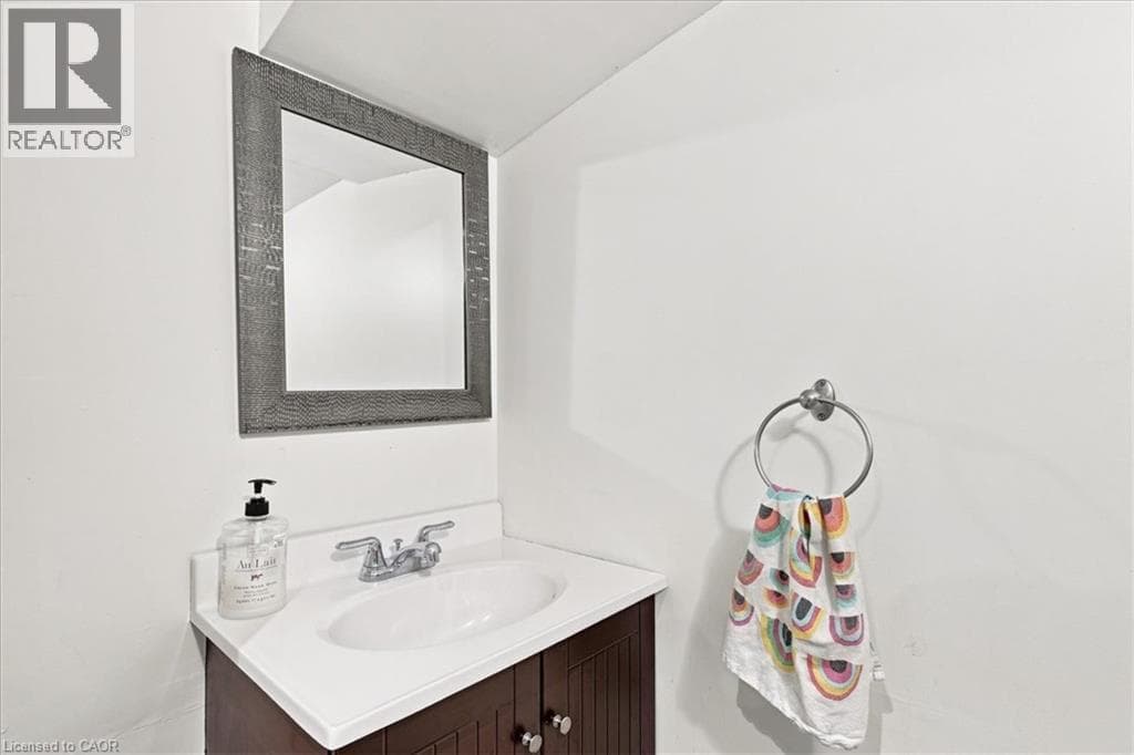 Detached for sale at 40 GUELPH Street, Mt. Hope Huron Park, Kitchener, Ontario, photo 24
