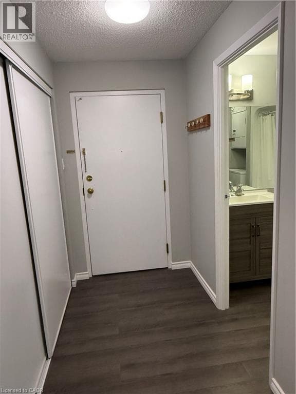 Apartment for sale at 20 ELLEN Street Unit# 404, Downtown Kitchener, Kitchener, Ontario, photo 4