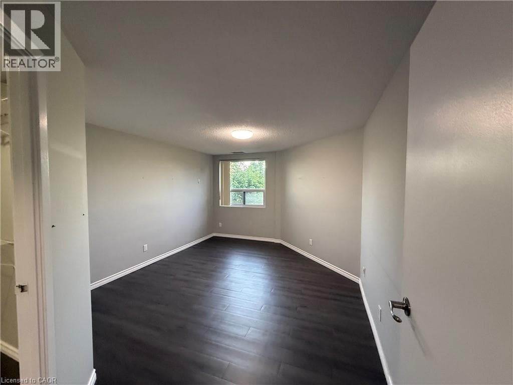Apartment for sale at 20 ELLEN Street Unit# 404, Downtown Kitchener, Kitchener, Ontario, photo 12